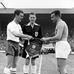 Pennants exchange before the friendly match England vs West Germany played in 1953