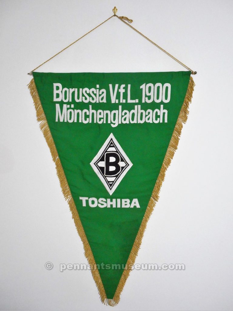 Embroidered pennant issued for the season 2012-2013