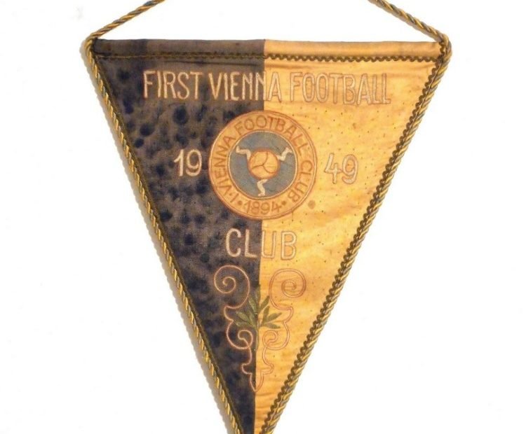 Embroidered pennant issued for the season 1949