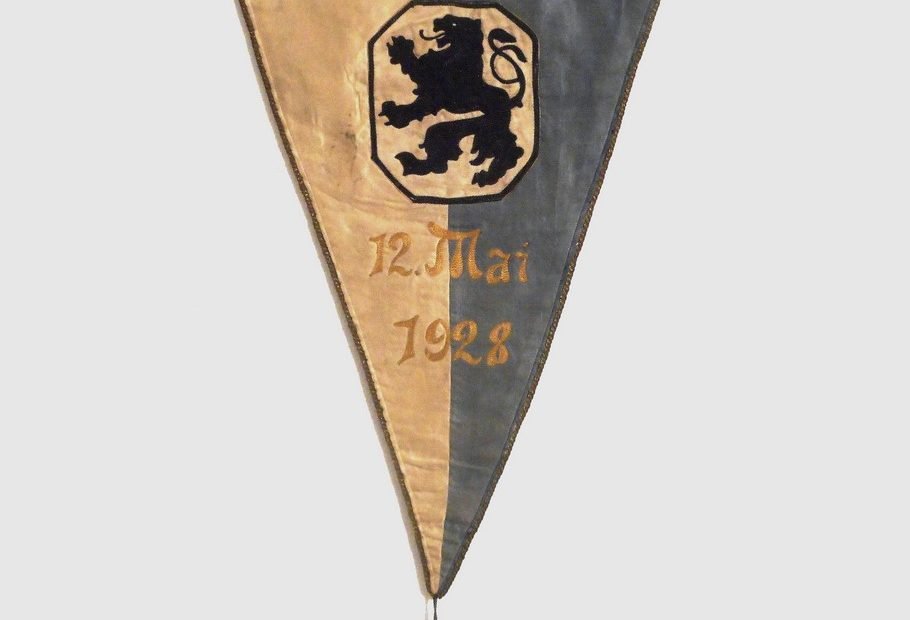 Gagliardetto ricamato della gara amichevole Monaco 1860 - Modena giocata nel 1928