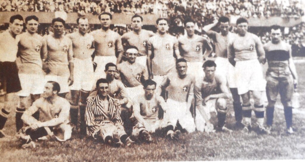 24 maggio 1927 l’Italia in campo, per la prima volta, con un nuovo stemma sulla maglia