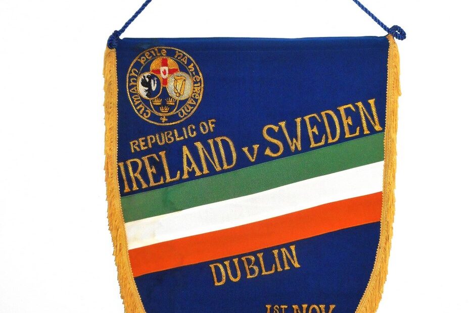 Gagliardetto ricamato della partita tra Irlanda e Svezia giocata nel 1959