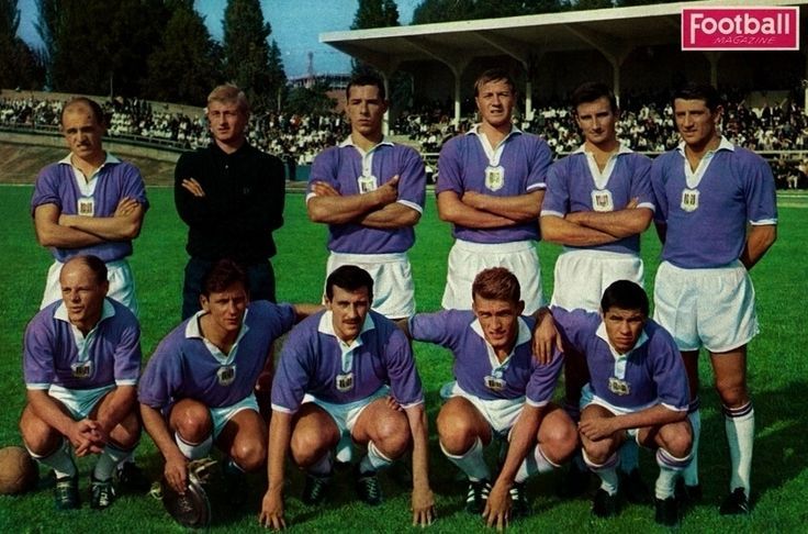 Una formazione dell’Anderlecht risalente alla stagione 1963 - 1964